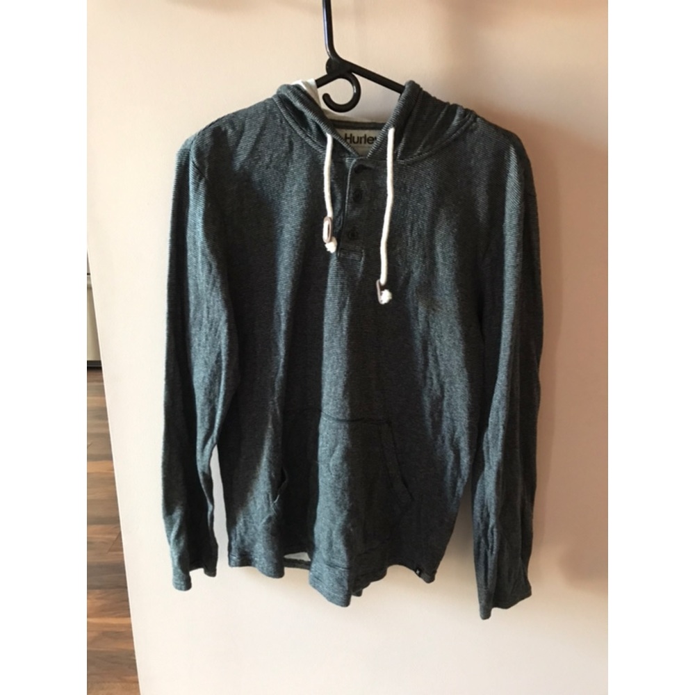 Hurley men’s sweater